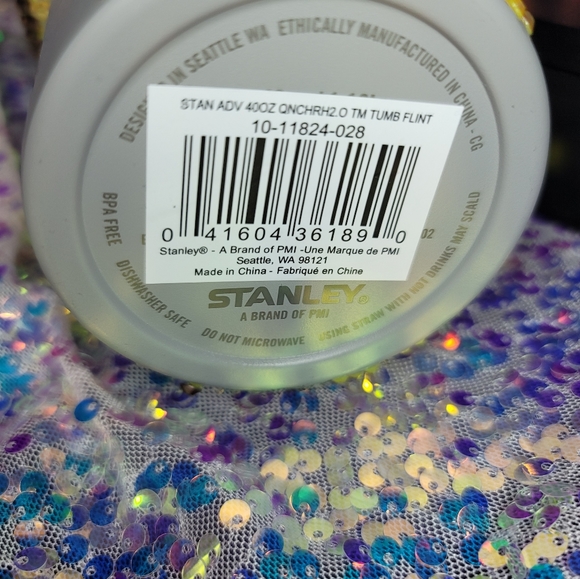 Bling Stanley Tumbler Cup 40oz - Picture 6 of 6